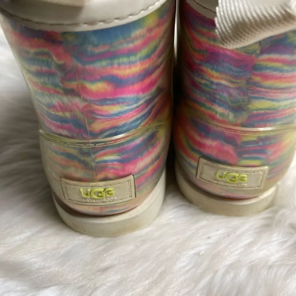 UGG Big Kids Classic Clear Mini Pixelate Boot Multi marble Color Boot girl SZ4.5